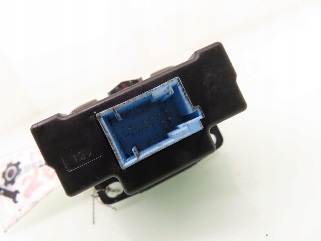 фото №2, Кнопка тормоза renault scenic ii 8200243681a