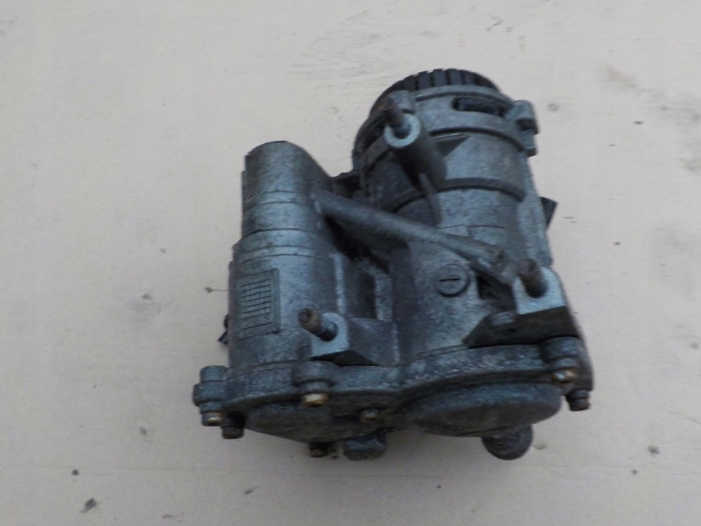 Купити Клапан напівпричепа daf , 021550