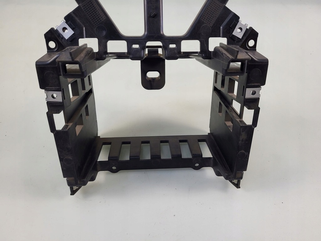 фото №2, Mini cooper r56 r55 каркас кронштейн рама рамка консоли панели