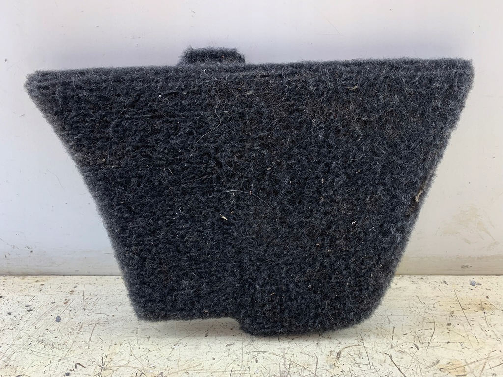 фото №1, Toyota rav4 iii заглушка крышка бардачка багажника правая