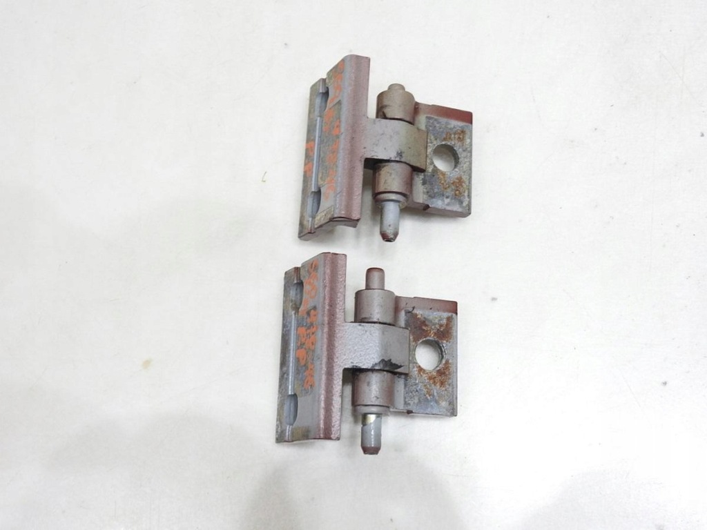 фото №3, Петли дверь правый перед 478-46 volvo s60 i lift