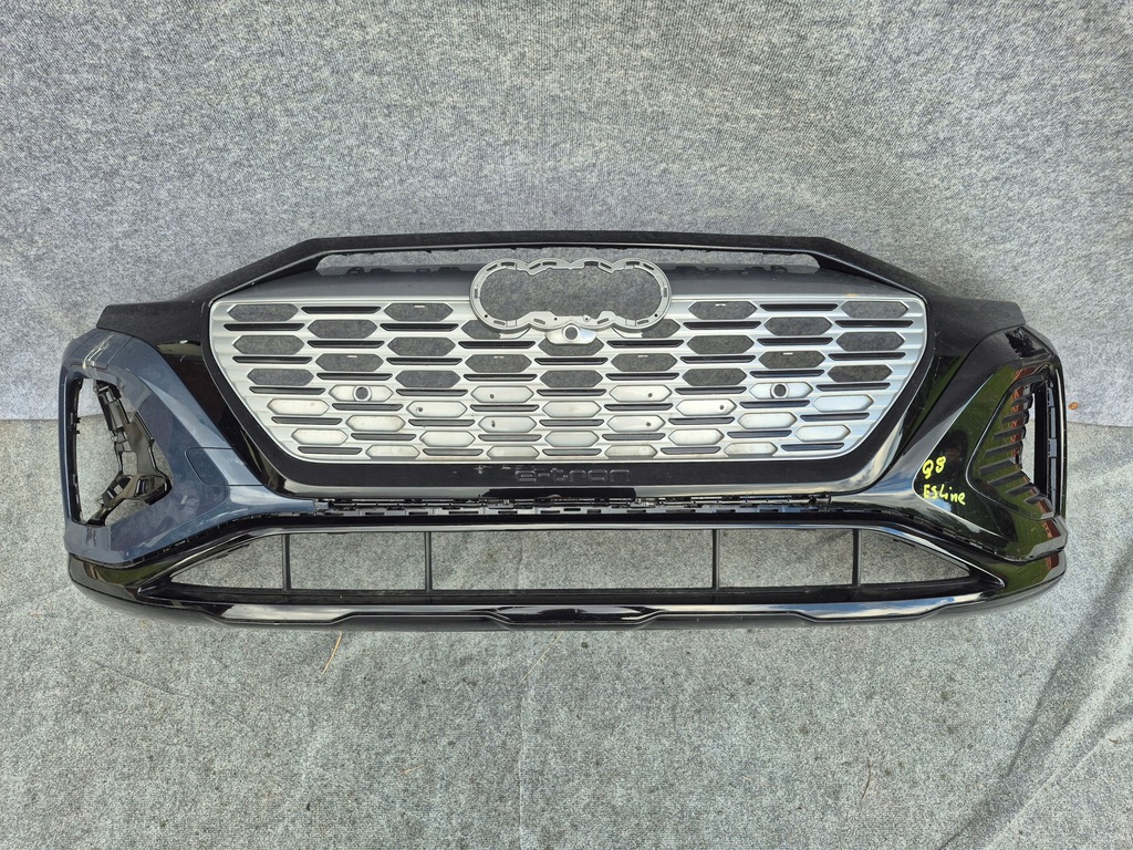фото №1, Audi q8 e-tron s-line бампер перед 4ke