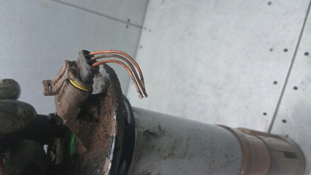 Насос топлива iveco daily 06r 2.3d 504055614 с Разборки