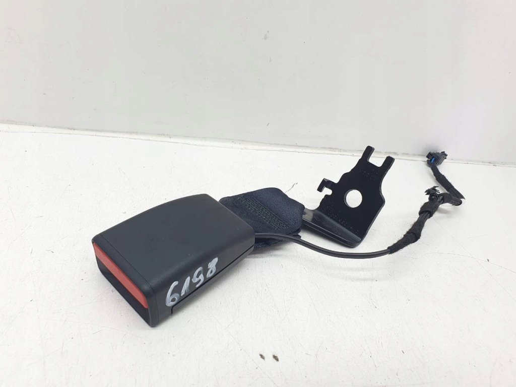 Купить Клипса пряжка сиденье поперечина задний  jeep avenger 655014500