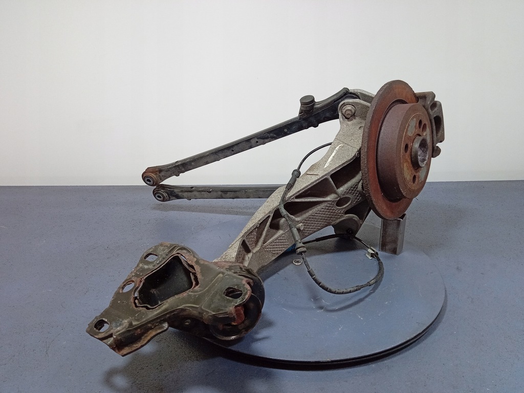 фото №2, Mini r55 r56 r57 поворотный кулак задняя левая рычаг 6765377