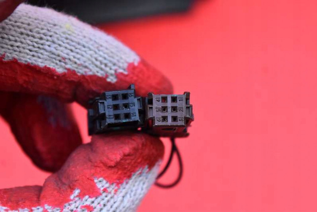 фото №7, Зеркало левая khw 0103024 eu peugeot 1007 05-09 2+3 pin