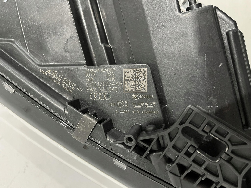 фото №13, Audi a5 s5 8w6 lift лампа правый перед full led 8w6941040