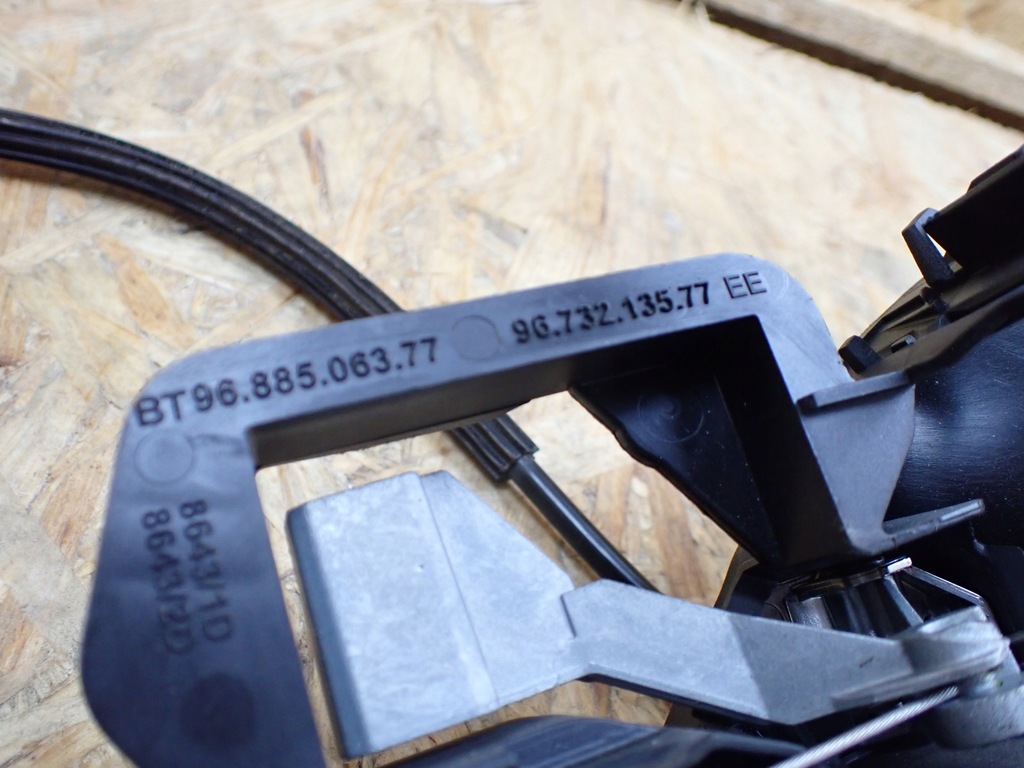 фото №14, Замок правый перед ручка каркас ручка citroen ds5 hybrid europa