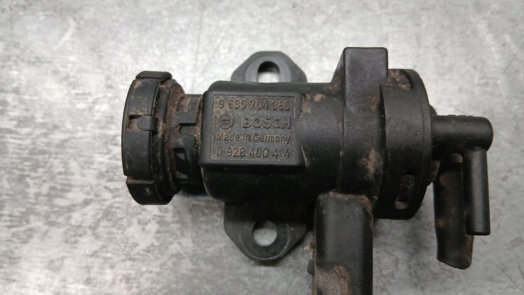 Клапан вакуумa citroen berlingo i fl 1.9hdi 02-12r 0928400414 с Разборки