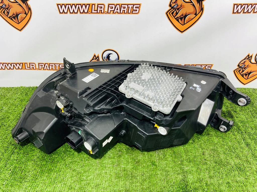 фото №12, Лампа фара правый led matrix jaguar i-pace x590 j9d3-13w029-ha