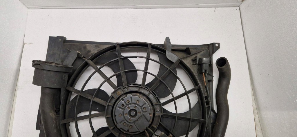 Вентилятор радиатора вентилятор bmw e46 1.9 бензин m43b19 0130303827 в Украине