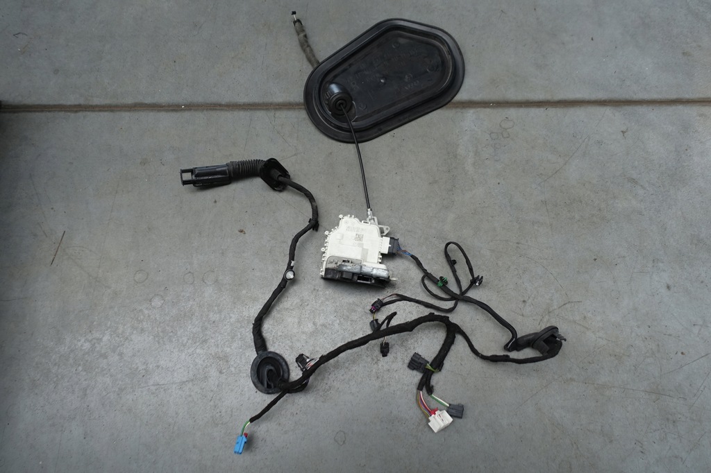 фото №1, Audi q7 4m замок дверь правый перед жгут