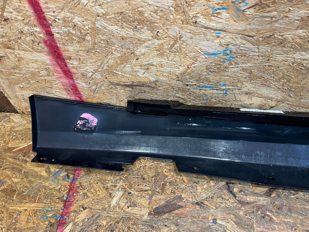 Bmw 1 1 e87 04-11 молдинг порог правая накладка на порог правый Цена