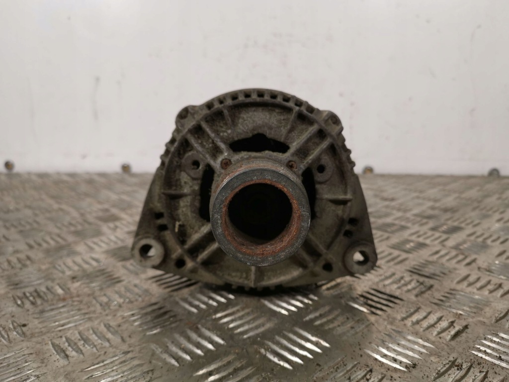 Купить 2002 saab 9-5 генератор 4941761