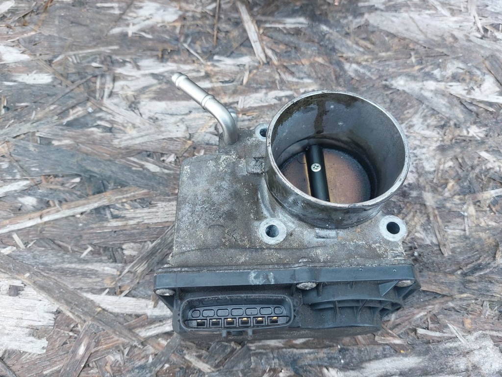 фото №1, Дроссельная заслонка toyota corolla verso ii 1.8 vvti