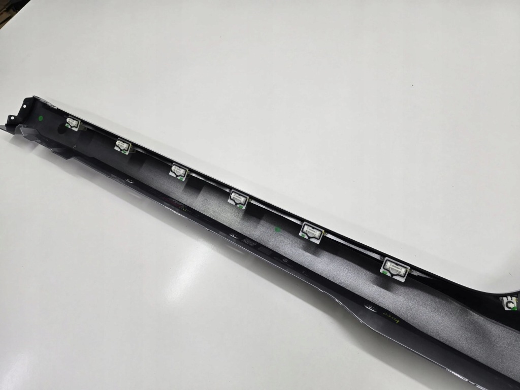 Молдинг порог накладка порог audi tts tt s-line 8s0 14- правый Киев