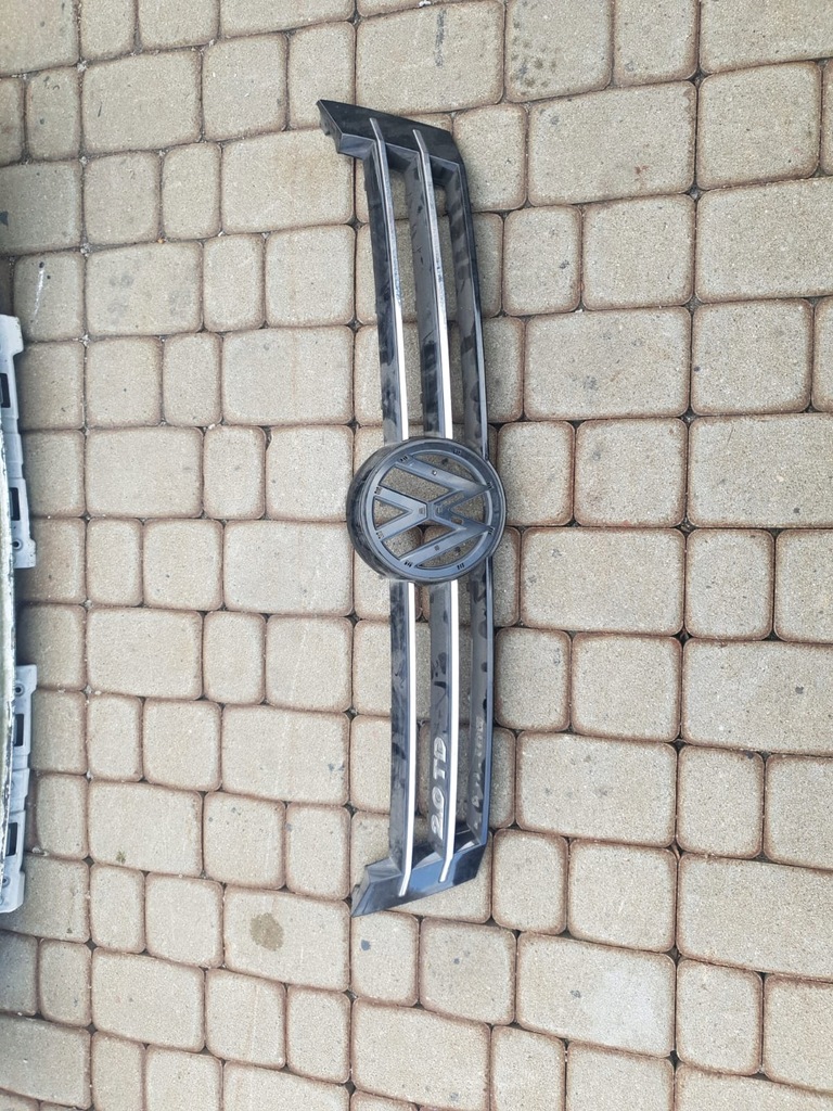 фото №1, Vw sharan 7n решётка радиатора 7n0853653