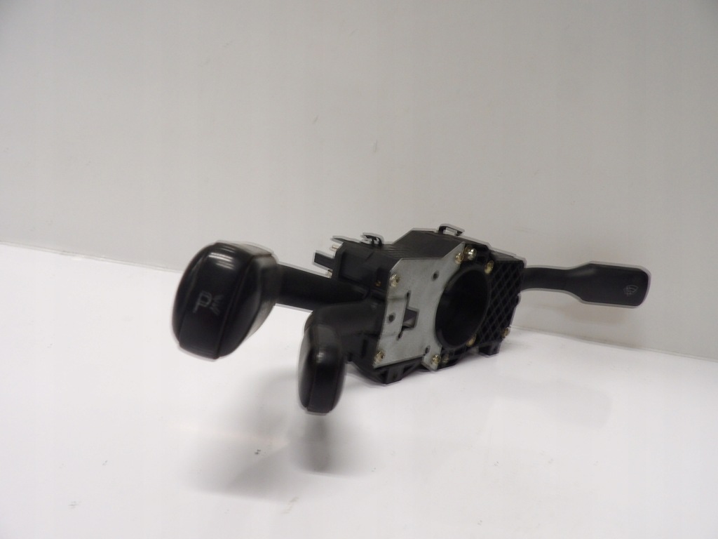 фото №2, Перемикач комбінований світла audi a4