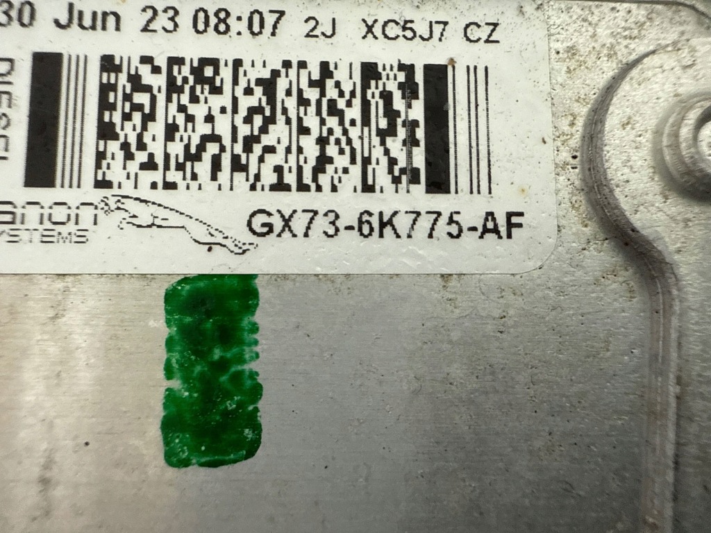 Купить Jaguar xf ii x260 2016 радиатор воздуха наддувочный / интеркулер