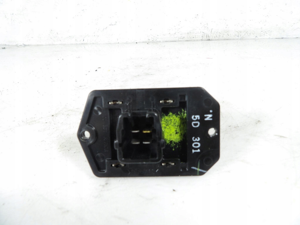 фото №1, Toyota yaris i резистор вентилятор