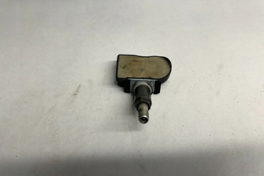 Датчик тиску шин tesla model x 103460200c electric 385kw 2017 Ціна