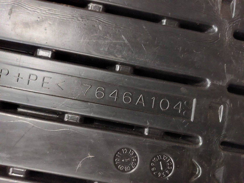 фото №8, Салон багажника lancer viii 7230a-510xa