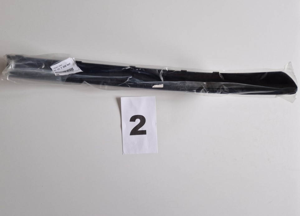 фото №1, Молдинг бампера ліва перед bmw e46 5111 7030607