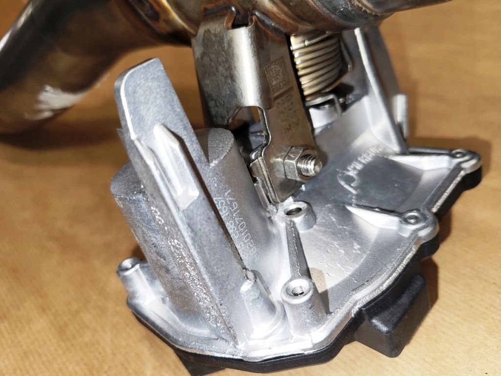 фото №12, Новый оригинальный клапан egr renault megane iii scenic iii 1.6dci 147b000q0d