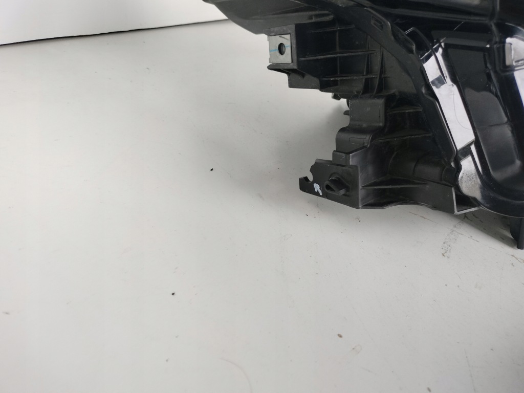 Фара правый  фара mazda 3 19- full led 9 pin Доставка