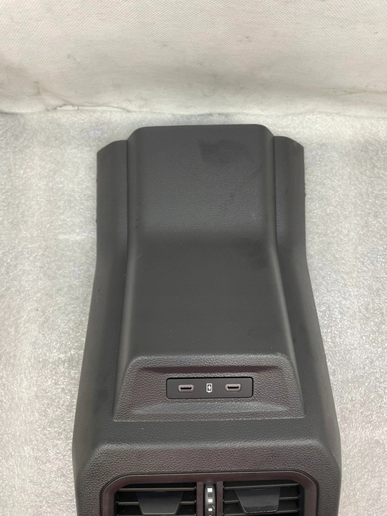 Решётка обдув задний  задняя renault austral 969301680r Оригинал