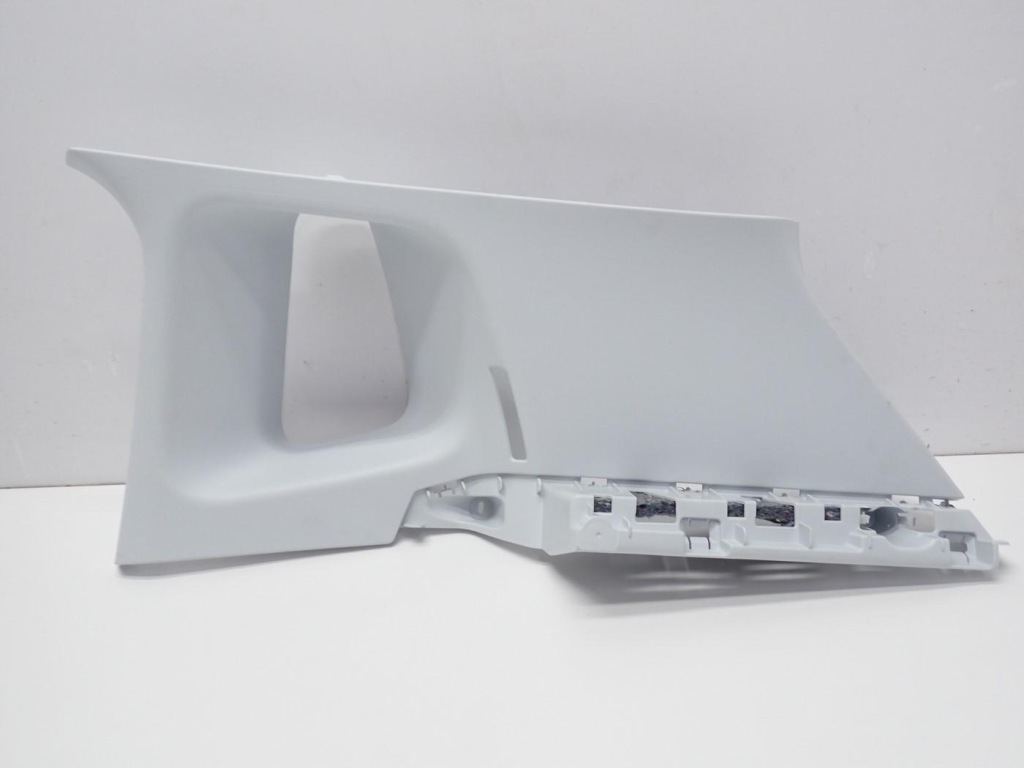 фото №1, Пластик защита стойка правый задняя 9677215477 peugeot 2008 i 17r