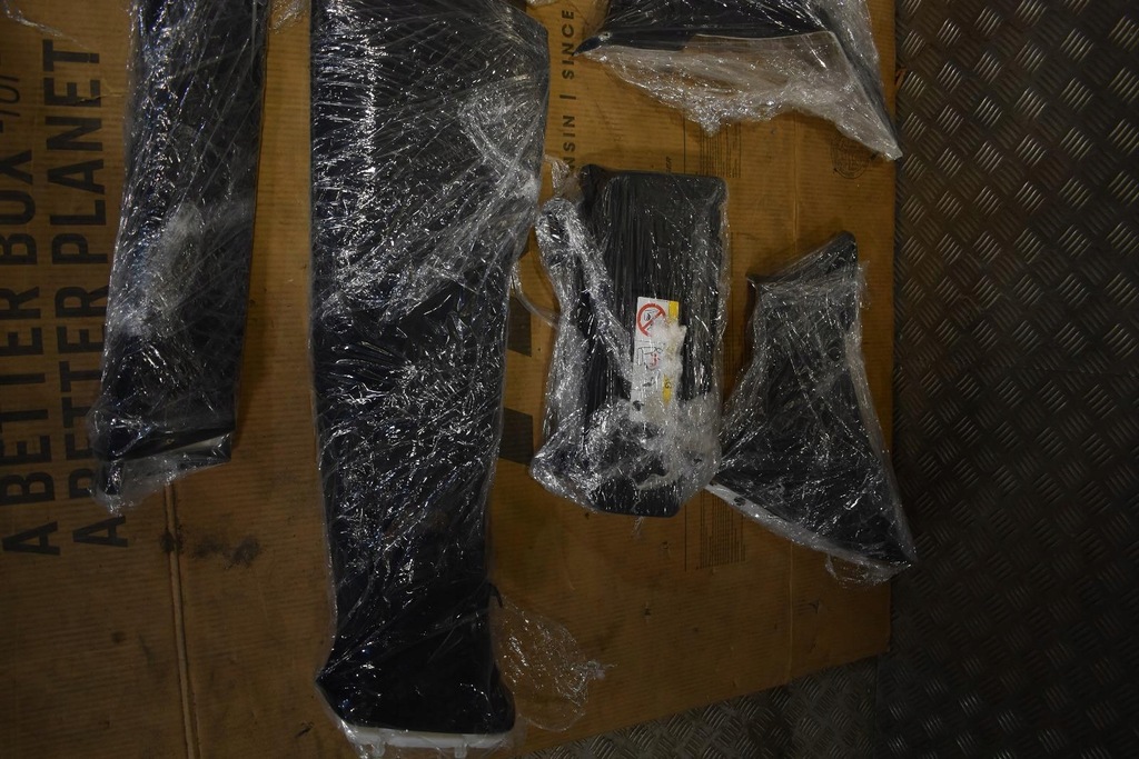 фото №15, Idealna потолок kpl.+ стойки mercedes w223 long alcantara burmester 4d 1