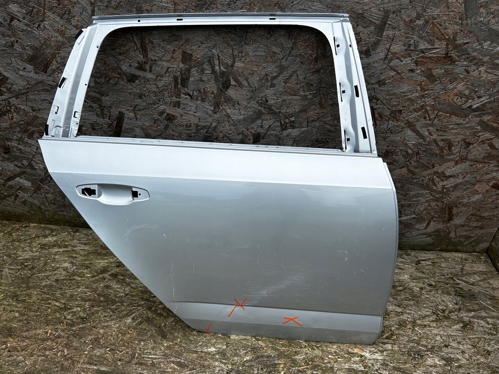 фото №1, Skoda octavia iii kombi дверь правое задняя задние