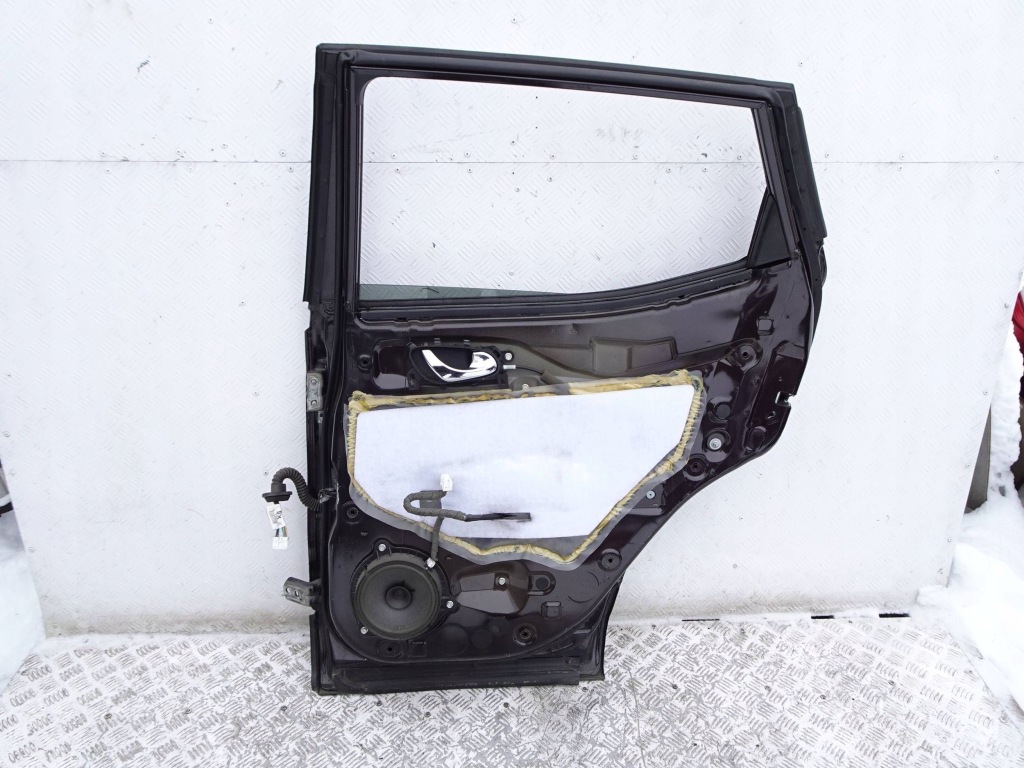 Дверь правая  задний nissan qashqai j11 gab с Разборки