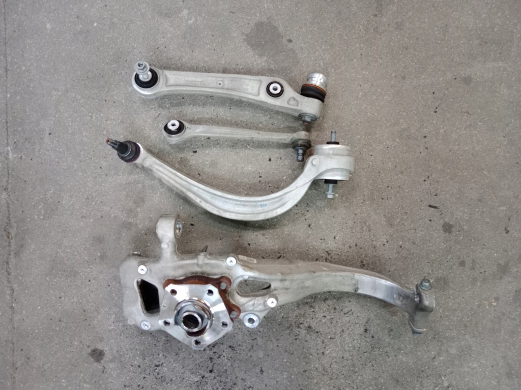 фото №6, Поворотный кулак ступица левая audi q7 q8 4m0 4m8 4m0407559