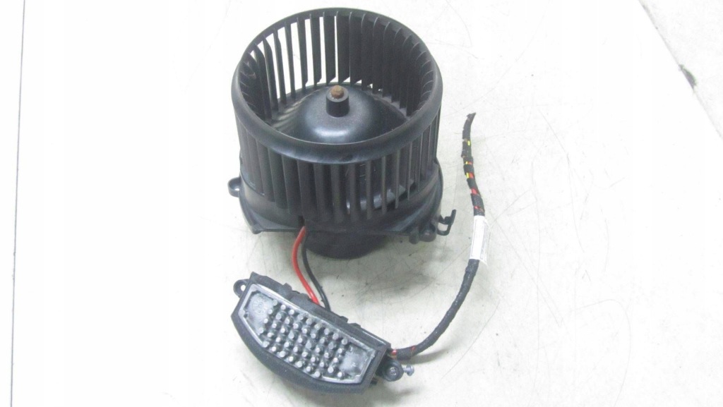 фото №1, Bmw x1 f48 воздуходувка вентилятор 9297752 15-