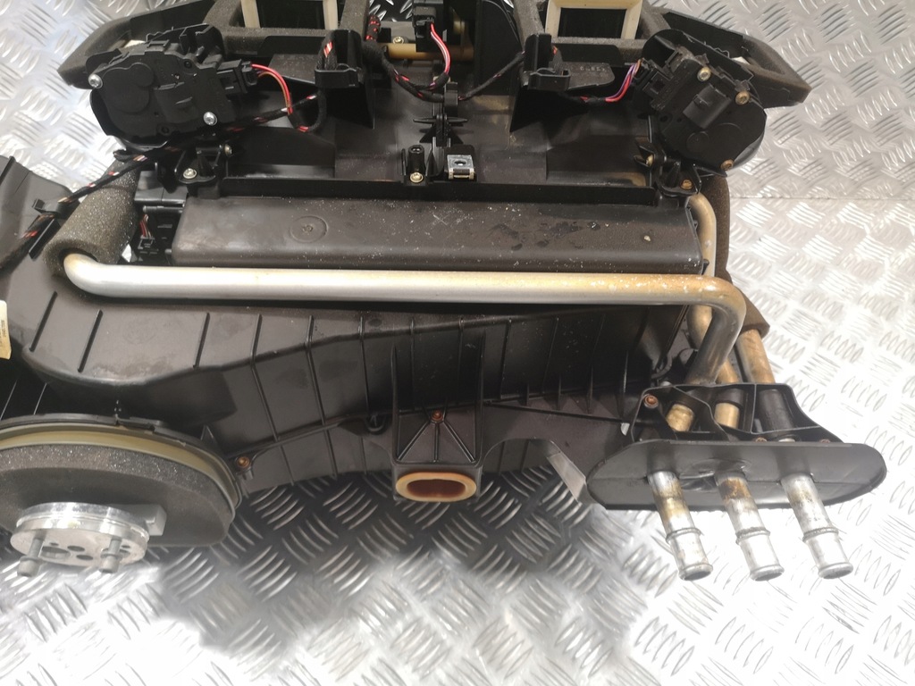 фото №10, Отопитель воздуходувка bmw f10 f11 econ 4-зона eu