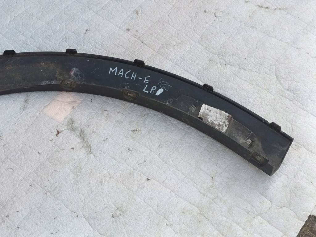 фото №8, Молдинг передняя левая ford mustang mach-e левый перед