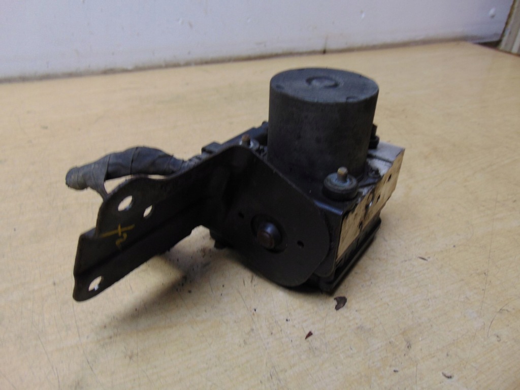 Насос abs блок управления hyundai santa 2 2.2d 58910-2b850 с Разборки