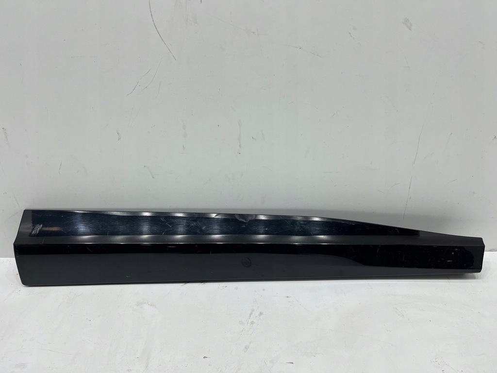 фото №1, Ford mustang mach-e молдинг дверь перед передняя правая lj8b-r20848-b