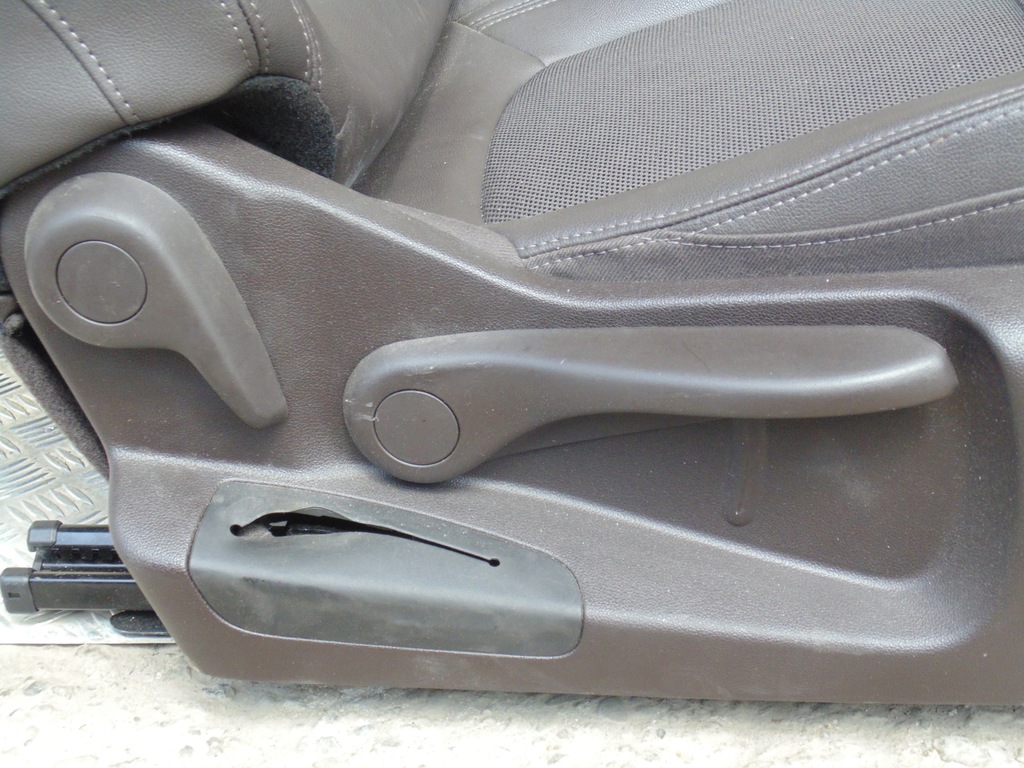 фото №3, Сиденья заднее сиденье pół кожа renault espace v