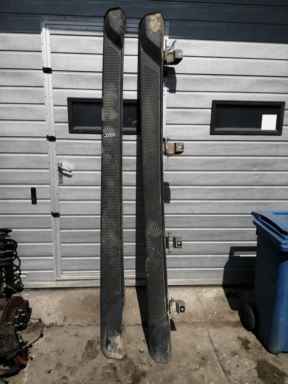 фото №1, Jeep gladiator wrangler jt молдинг порог порог правый