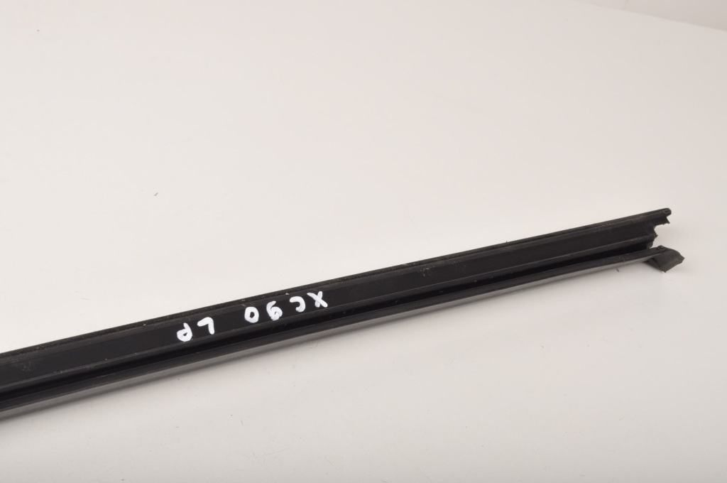 фото №7, Volvo xc90 ii прокладка двері лівий перед 31845556