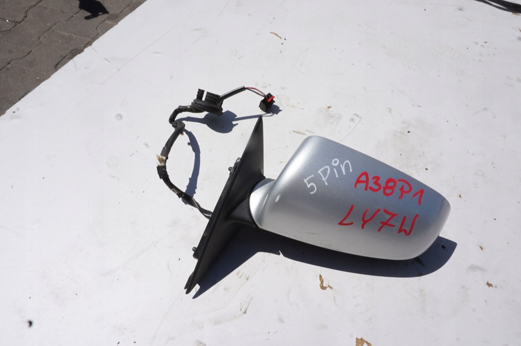 фото №1, Дзеркало ліва audi a3 8p ly7w 5 pin