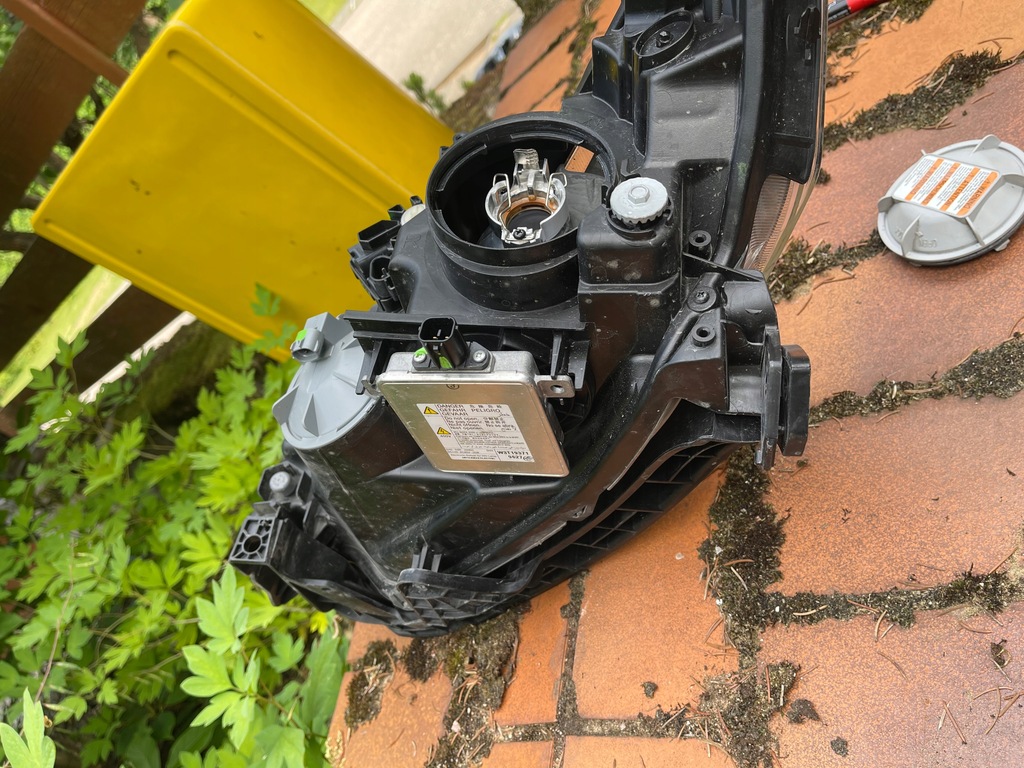 фото №6, Honda insight лампа передняя ксенон europa