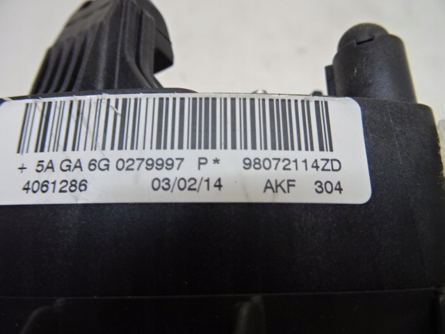 фото №13, Peugeot 2008 подушка air bag водителя 98072114zd