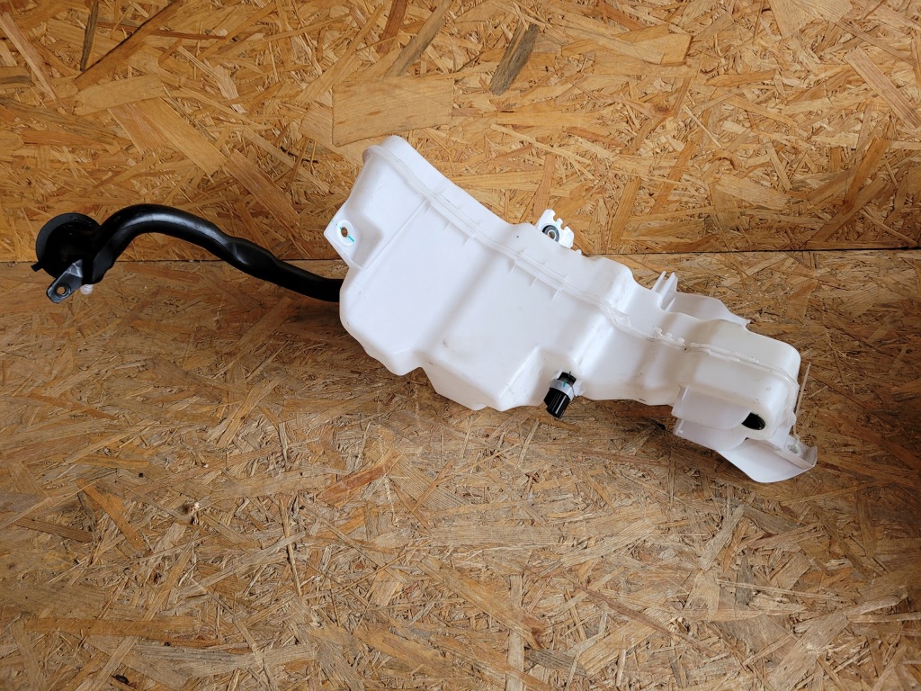 фото №1, Volvo xc60 ii бак омывателя оригинал fv