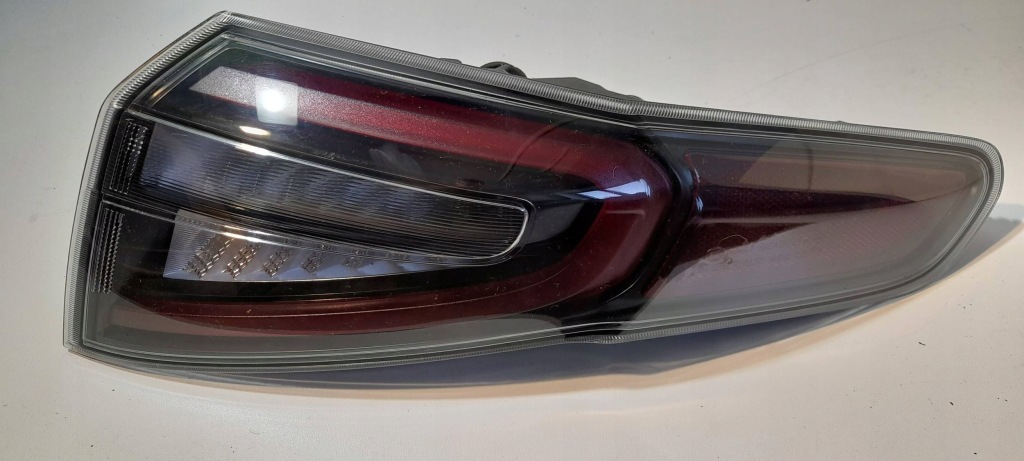 фото №1, Alfa romeo stelvio lift 2023 лампа задня права 00505640010 r111