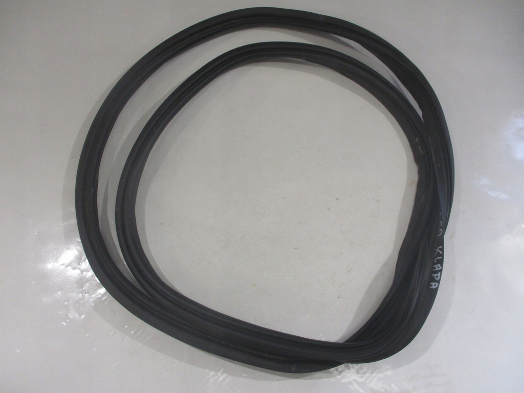 фото №1, Прокладка кришки задня задня багажника volvo xc60 i przedlift 08-12