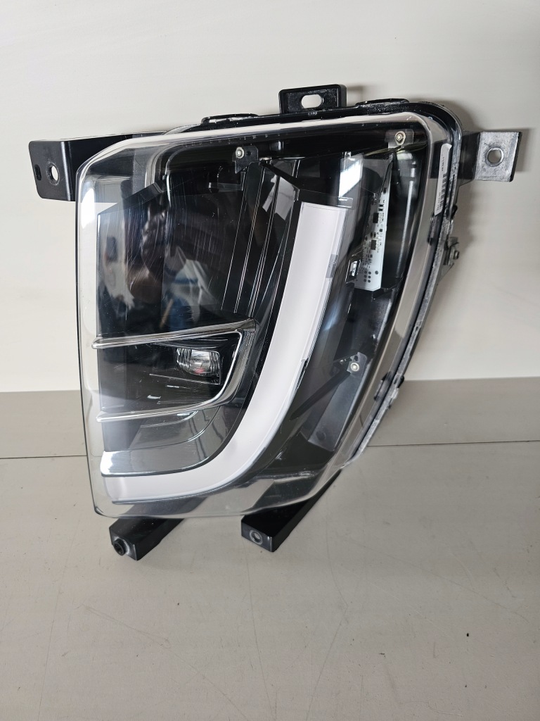 фото №1, Tesla model x лівий протитуманна фара led drl бампера перед 00197436